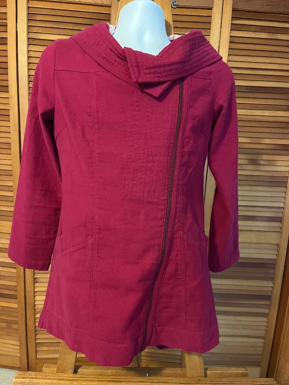 K FRANS MISSES SZ 1 (SMALL) ASYMMETRICAL FUNKY COAT/JACKET - GUATEMALAN COTTON